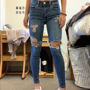 american eagle dark wash ripped jeans